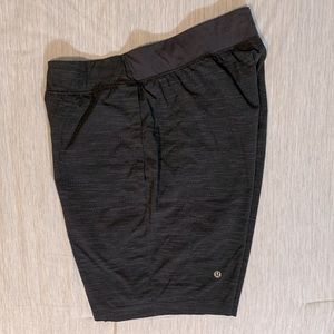 Lululemon T.H.E. Short 9” Liner